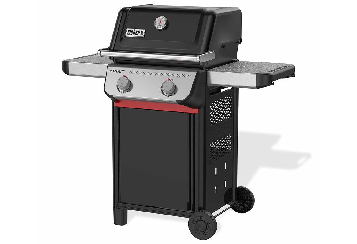 Απεικονίζεται ψήσιμο υλικών στη σχάρα.